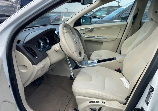 Volvo XC 60 cena 34700 przebieg: 146000, rok produkcji 2012 z Garwolin małe 301